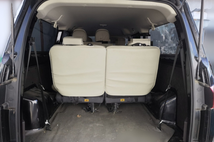 BAW北汽制造 锐胜王牌M7 2023款 1.6L 长轴创富型 7座中控内饰23