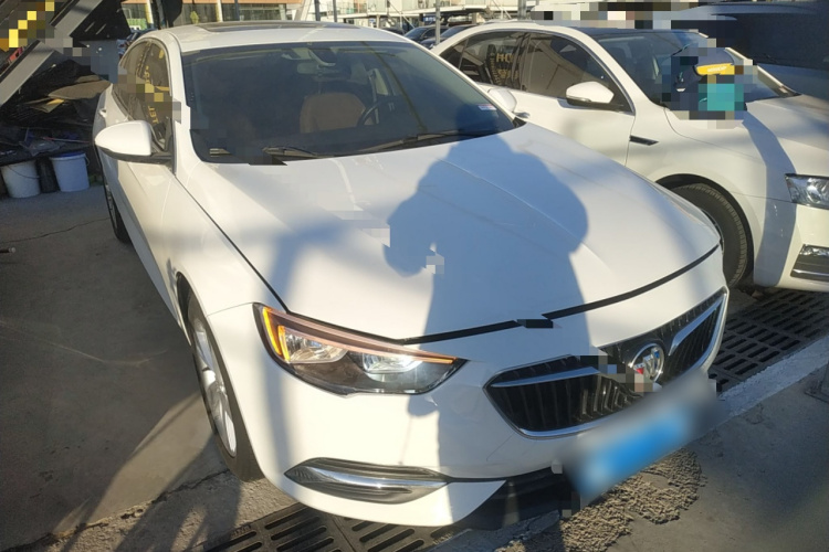 别克 君威 2019款 20T 精英型 国VI车身外观3