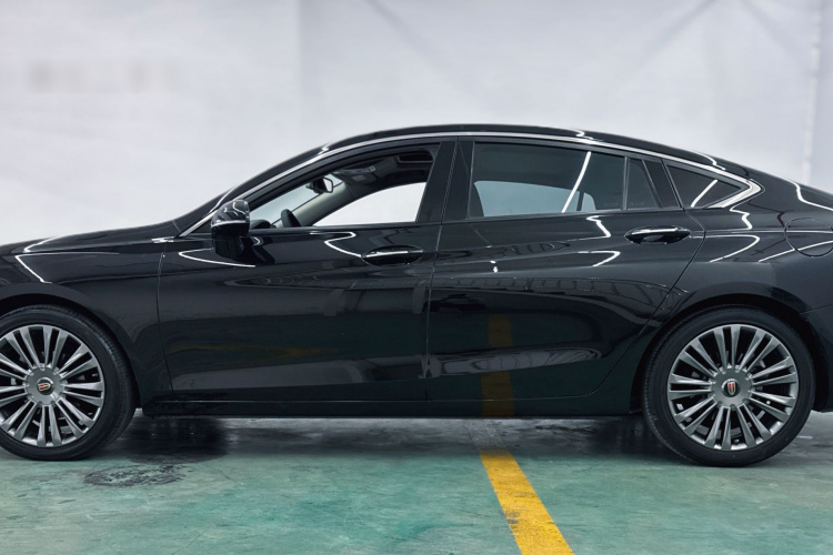 红旗H5 2020款 1.8T 自动智联旗享版车身外观6003