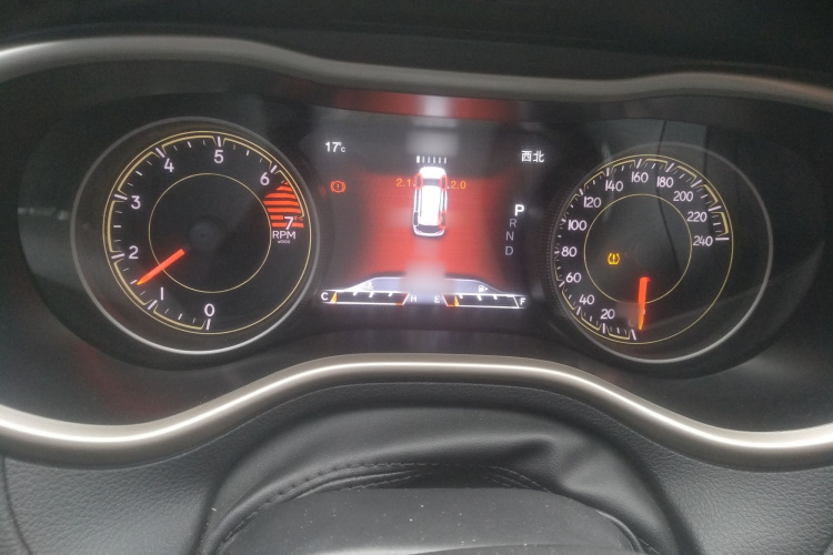 Jeep 自由光 2017款 2.0L 优越版局部细节14