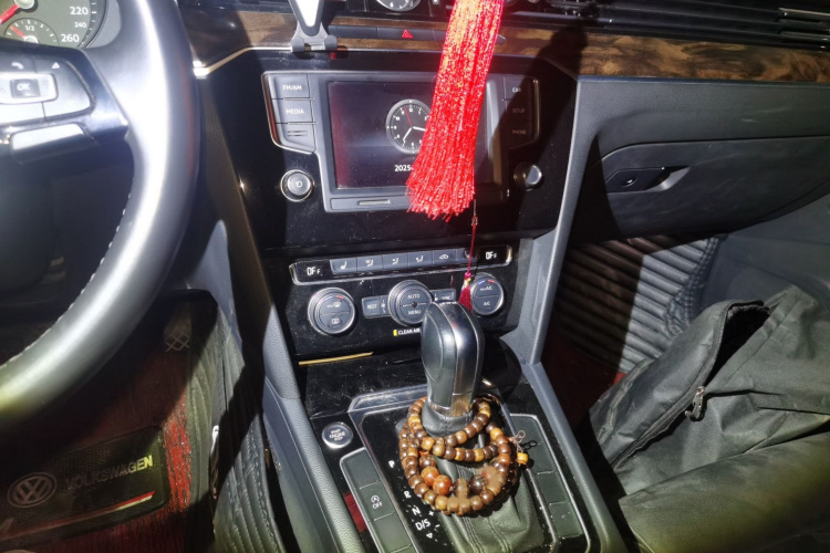 大众 迈腾 2017款 330TSI DSG 豪华型局部细节16