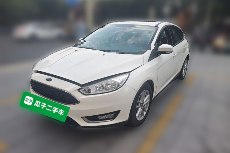 福特 福克斯 2015款 两厢 1.6L 自动风尚型车身外观1