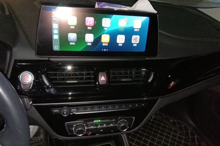 宝马1系 2021款 改款 120i M运动曜夜版局部细节16