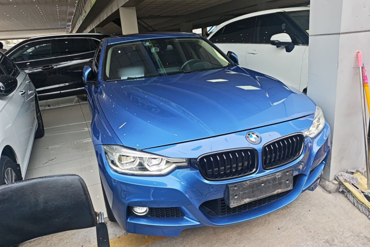 宝马3系 2018款 320Li 领先型M运动套装车身外观3