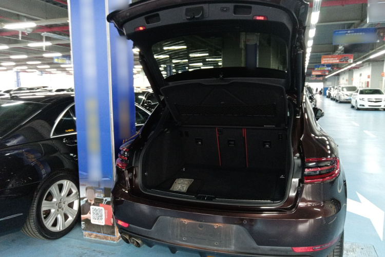 保时捷 2016款 Macan S 3.0T机舱底盘23