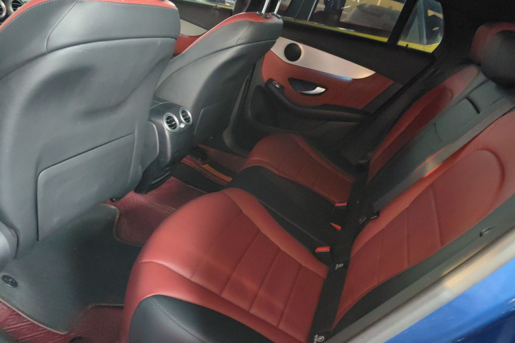 奔驰GLC轿跑 2019款 改款 GLC 200 4MATIC 轿跑SUV中控内饰21