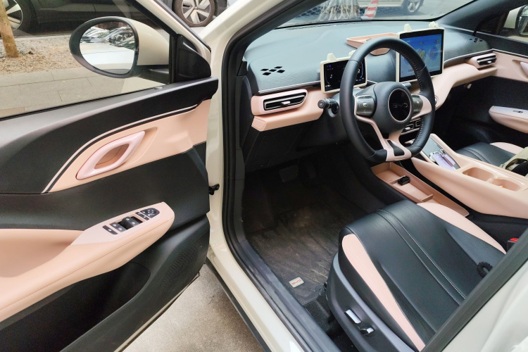 比亚迪 海鸥 2024款 荣耀版 405km 飞翔版中控内饰20