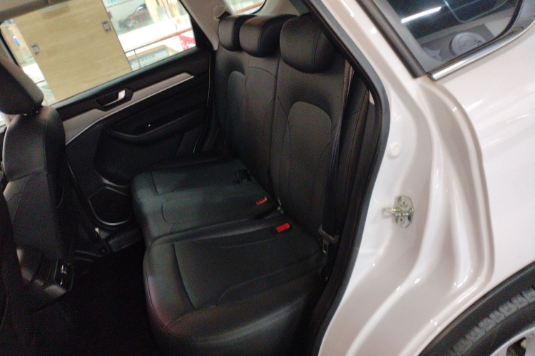 哈弗H6 2019款 运动版 1.5T 手动两驱精英型 国VI中控内饰21