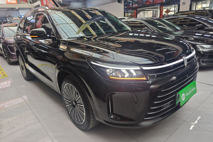 鸿蒙智行 问界M7 2022款 1.5T 四驱旗舰版车身外观3