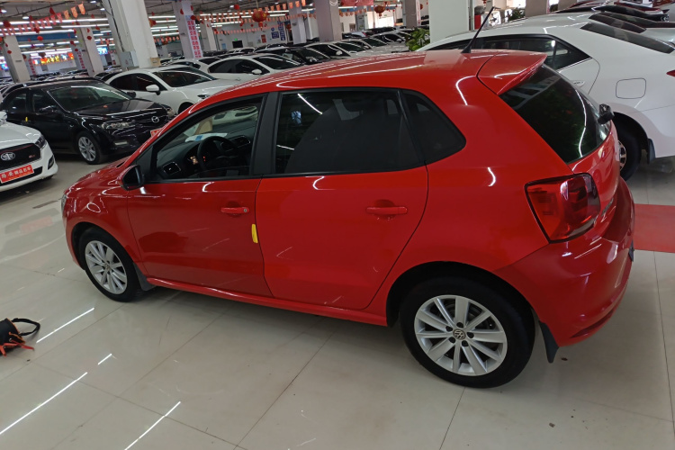 大众 Polo 2014款 1.6L 自动舒适版车身外观4