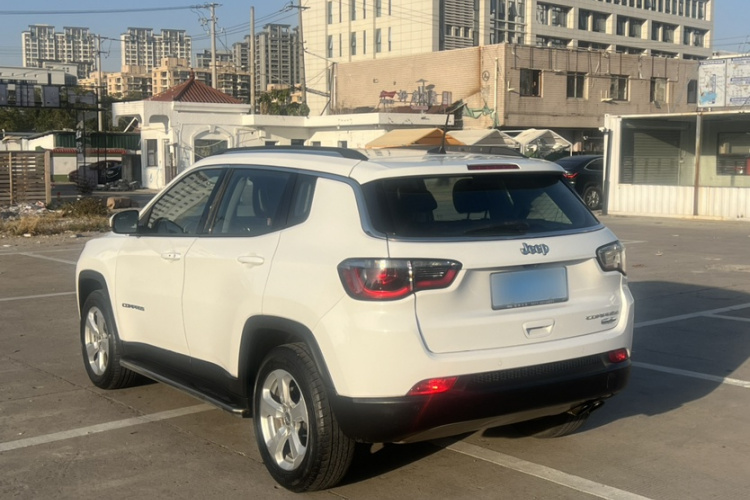 Jeep 指南者 2017款 200T 自动家享版车身外观6002