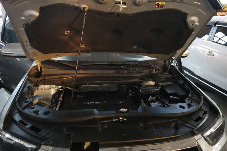 哈弗H6 2017款 蓝标 运动版 1.5T 自动两驱豪华型机舱底盘24