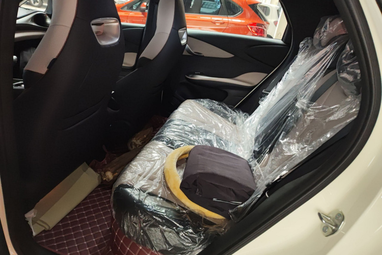 比亚迪 海豚 2025款 420km 自由版中控内饰7004