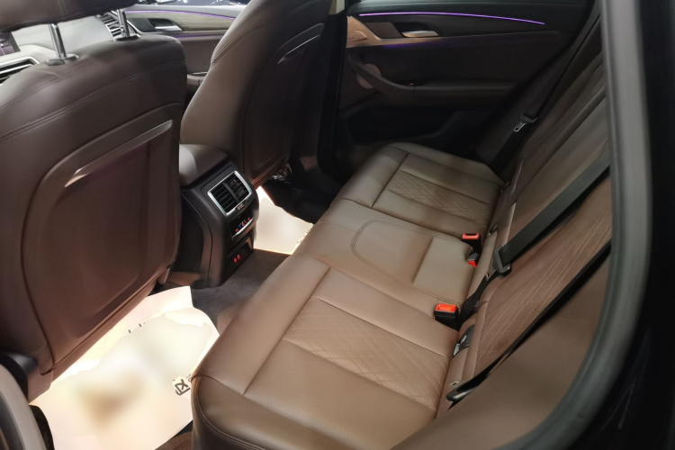 宝马X3 2022款 xDrive30i 领先型 M曜夜套装中控内饰21