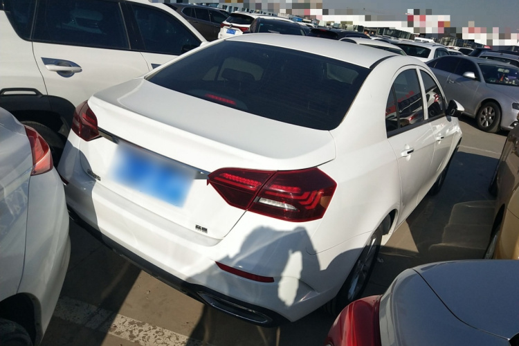 吉利汽车 帝豪 2021款 UP 1.5L 手动舒适型车身外观7