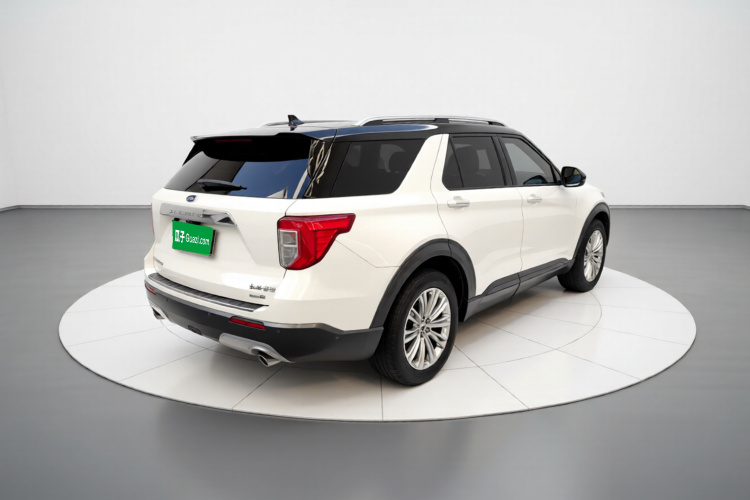 福特 探险者 2020款 EcoBoost 285 四驱钛金版 7座车身外观7