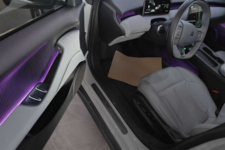 蔚来ET5T 2024款 75kWh Touring中控内饰20