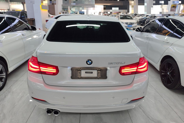 宝马3系 2018款 320Li 时尚型车身外观6