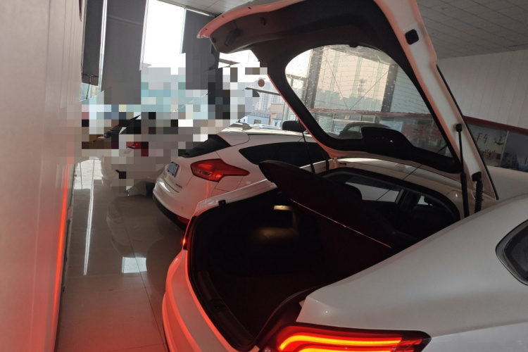 名爵 MG6 2017款 20T 自动Trophy尊享互联网版 国V机舱底盘23