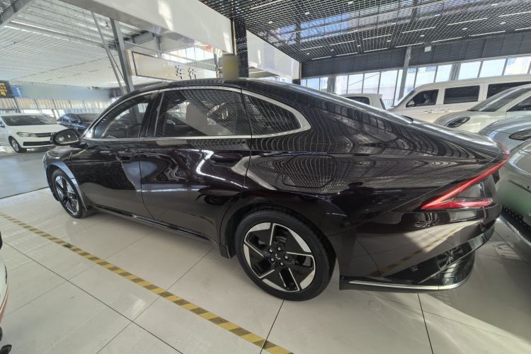 五菱汽车 五菱星光 2023款 150 进阶版车身外观4