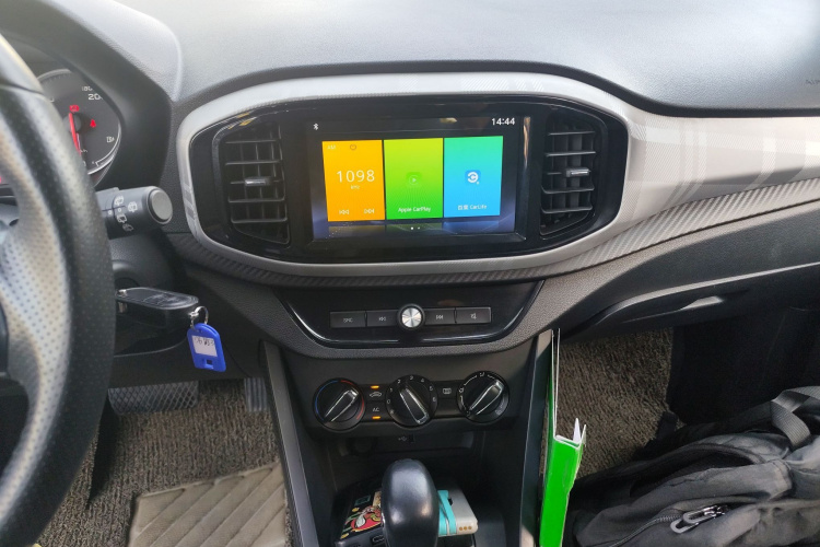 名爵3 2017款 1.5L 自动智联精英版局部细节16