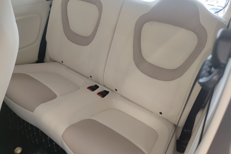 五菱汽车 宏光MINIEV 2024款 第三代 215km 进阶版中控内饰21