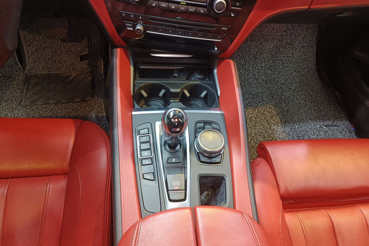 宝马X5 M 2015款 X5 M局部细节18