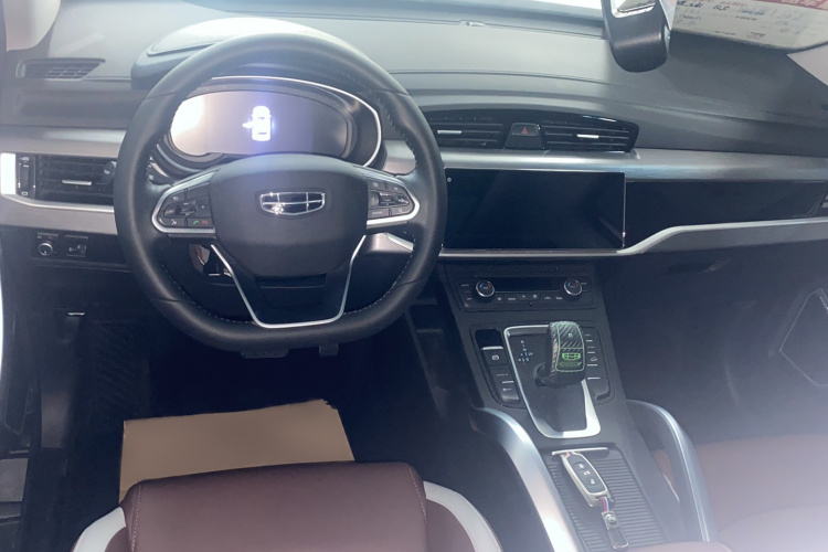 吉利汽车 博越 2022款 1.8TD DCT智雅型中控内饰7004