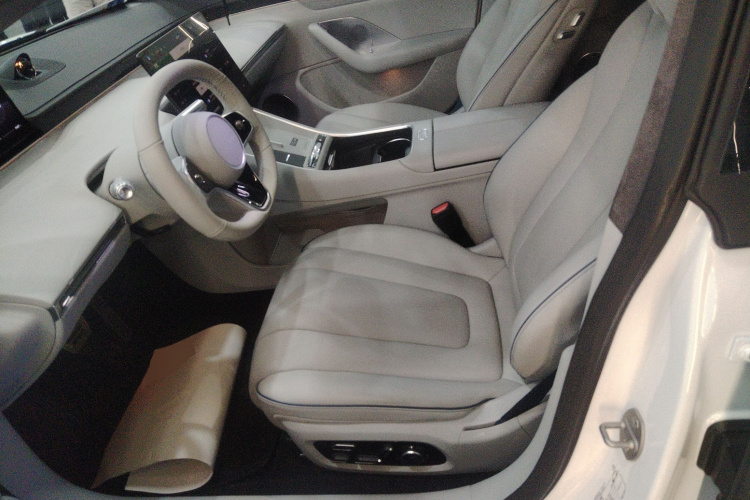 鸿蒙智行 智界S7 2025款 855km Max中控内饰19