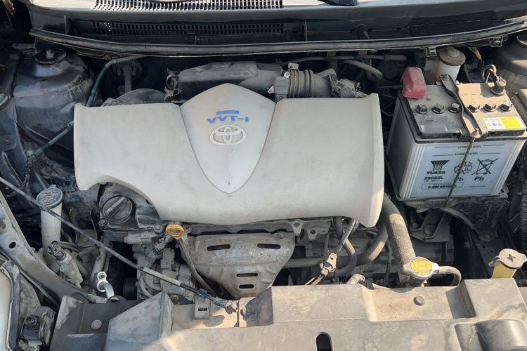 丰田 YARiS L 致炫 2014款 1.5G 手动炫动版局部细节24