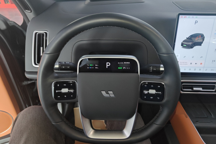 理想汽车 理想L7 2024款 Ultra中控内饰13
