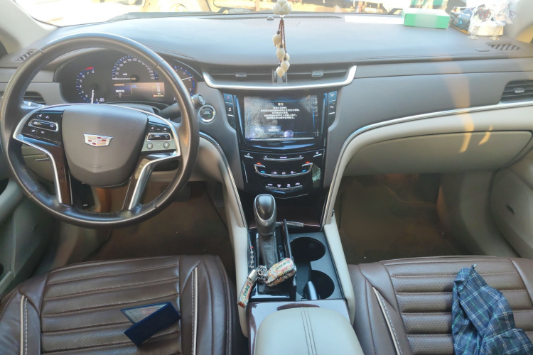 凯迪拉克XTS 2016款 28T 技术型中控内饰12