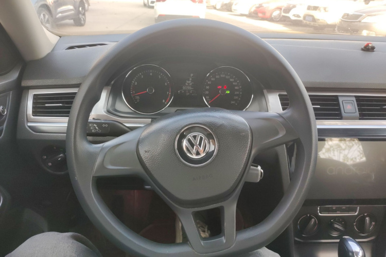 大众 2019款 改款 宝来·传奇 1.5L 自动时尚型 国VI中控内饰13