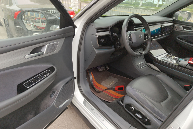 ARCFOX极狐 极狐 阿尔法T(ARCFOX αT) 2022款 653S 160kW中控内饰20