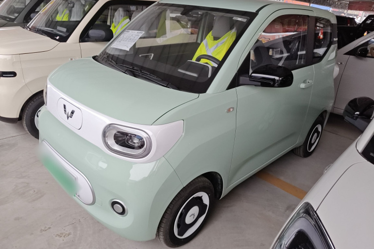 五菱汽车 宏光MINIEV 2024款 第三代 215km 青春版车身外观4