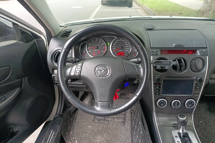 马自达6 2013款 2.0L 自动时尚型局部细节13