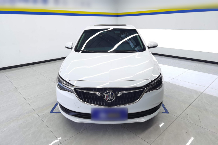 别克 英朗 2021款 改款 1.3T 自动轻混动精英型车身外观2