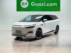 小鹏X9 2024款 640四驱高性能Max