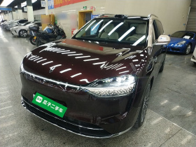 鸿蒙智行 问界M9 2025款 增程 Ultra版 52kWh 6座版