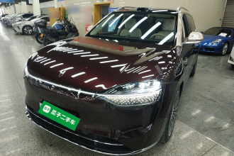 鸿蒙智行 问界M9 2025款 增程 Ultra版 52kWh 6座版