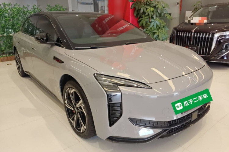 红旗EH7 2024款 760 Pro+ 四驱版车身外观6002