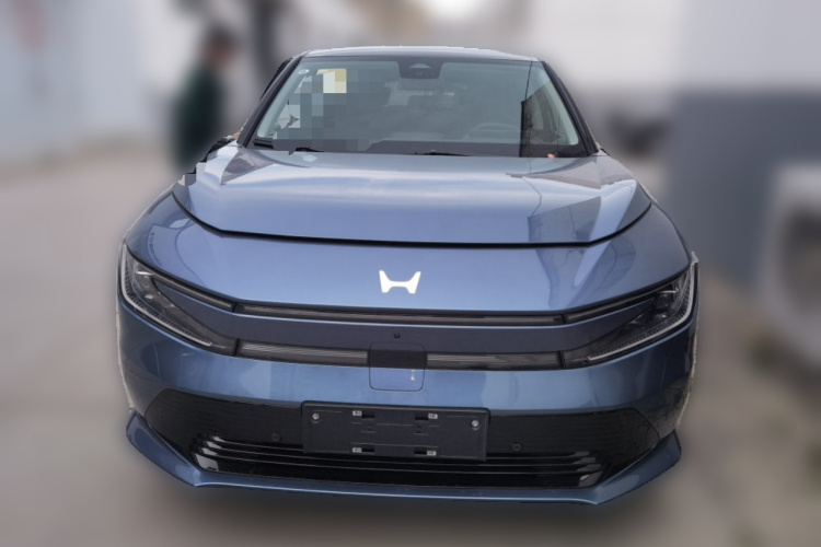 广汽本田P7 2025款 后驱长续航Pro车身外观2