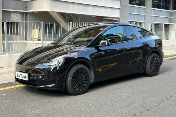 特斯拉 Model Y 2022款 后轮驱动版车身外观6008