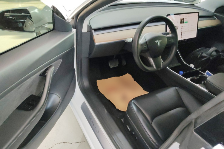 特斯拉 Model 3 2020款 标准续航后驱升级版中控内饰20