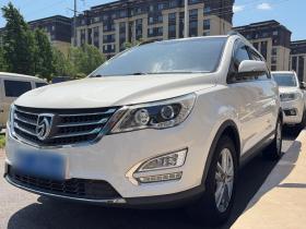 宝骏560 2016款 1.5T 手动舒适型