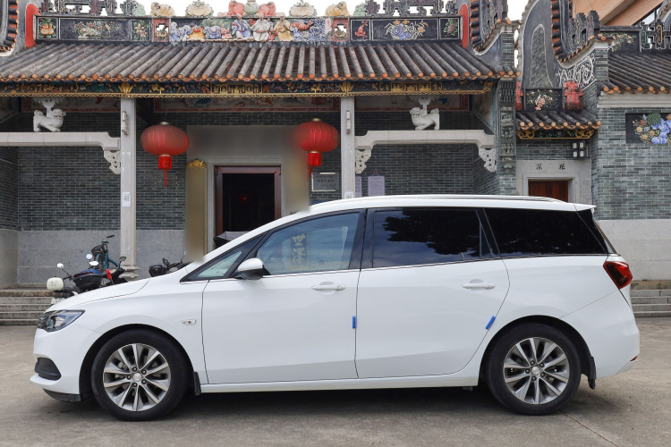 别克GL6 2021款 323T 轻混动互联豪华型车身外观6006