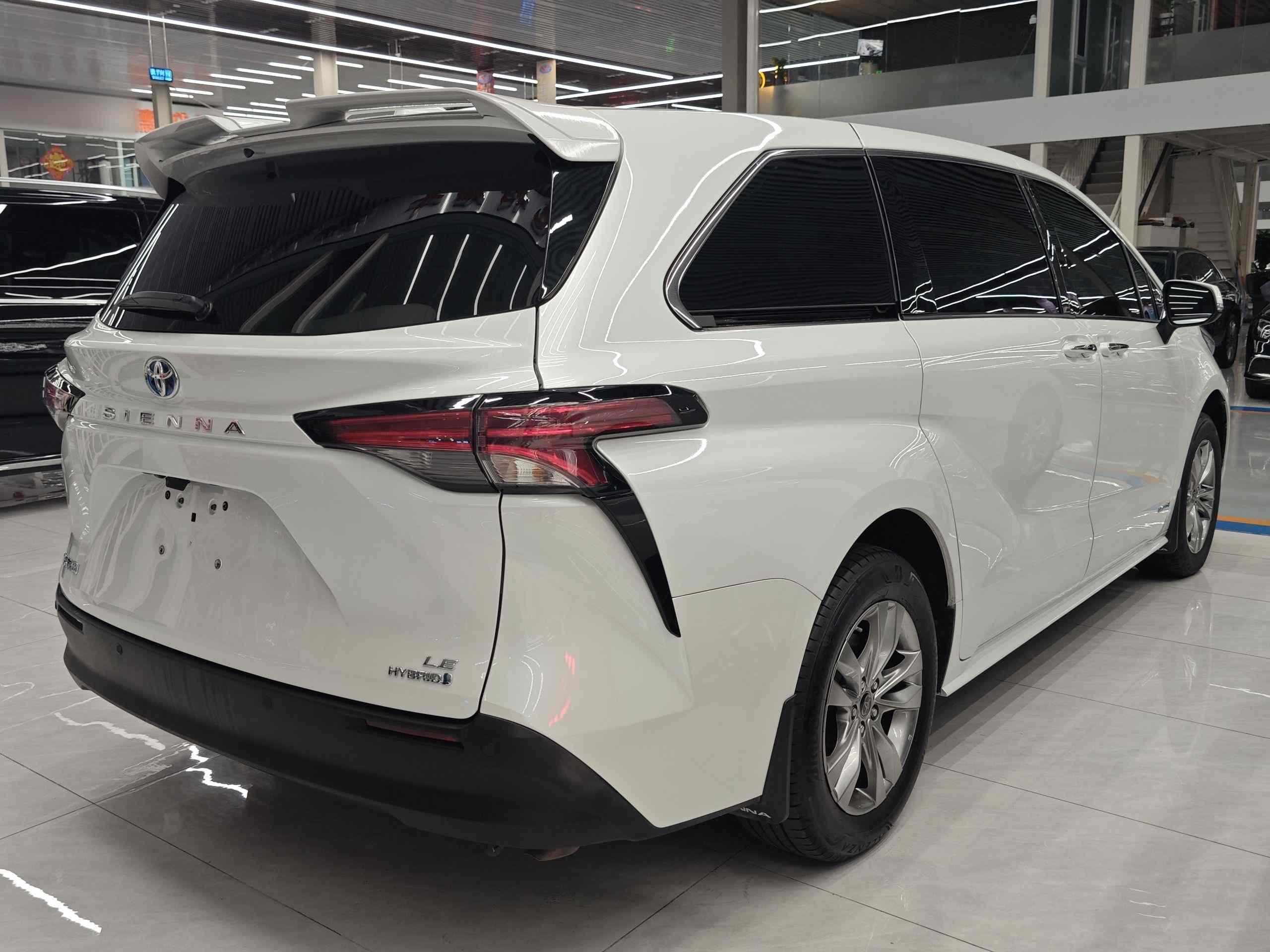 丰田 赛那SIENNA 2023款 2.5L混动 舒适版(5)
