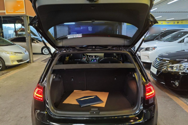 大众 高尔夫GTI 2016款 2.0TSI GTI机舱底盘23