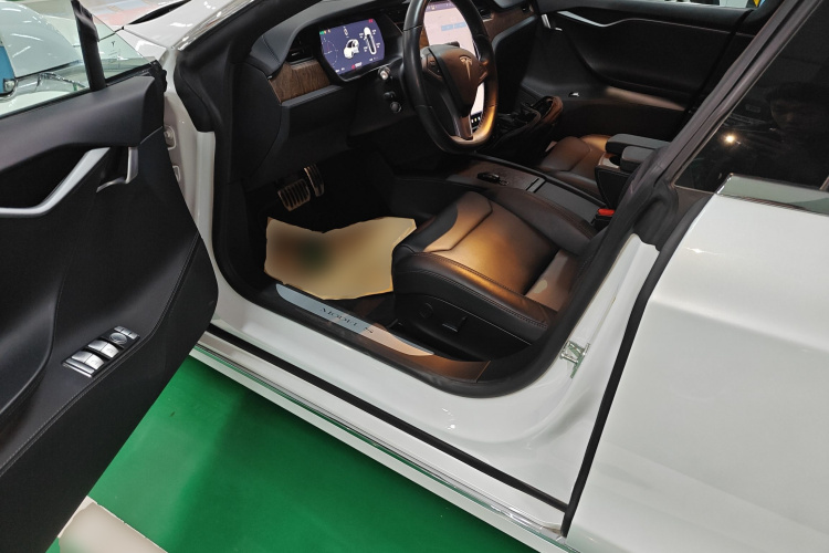 特斯拉 Model S 2019款 Performance 高性能版中控内饰20
