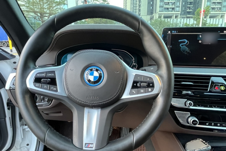 宝马5系新能源 2022款 改款 535Le M运动套装局部细节13